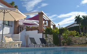 Casa Luz Del Faro Bed & Breakfast